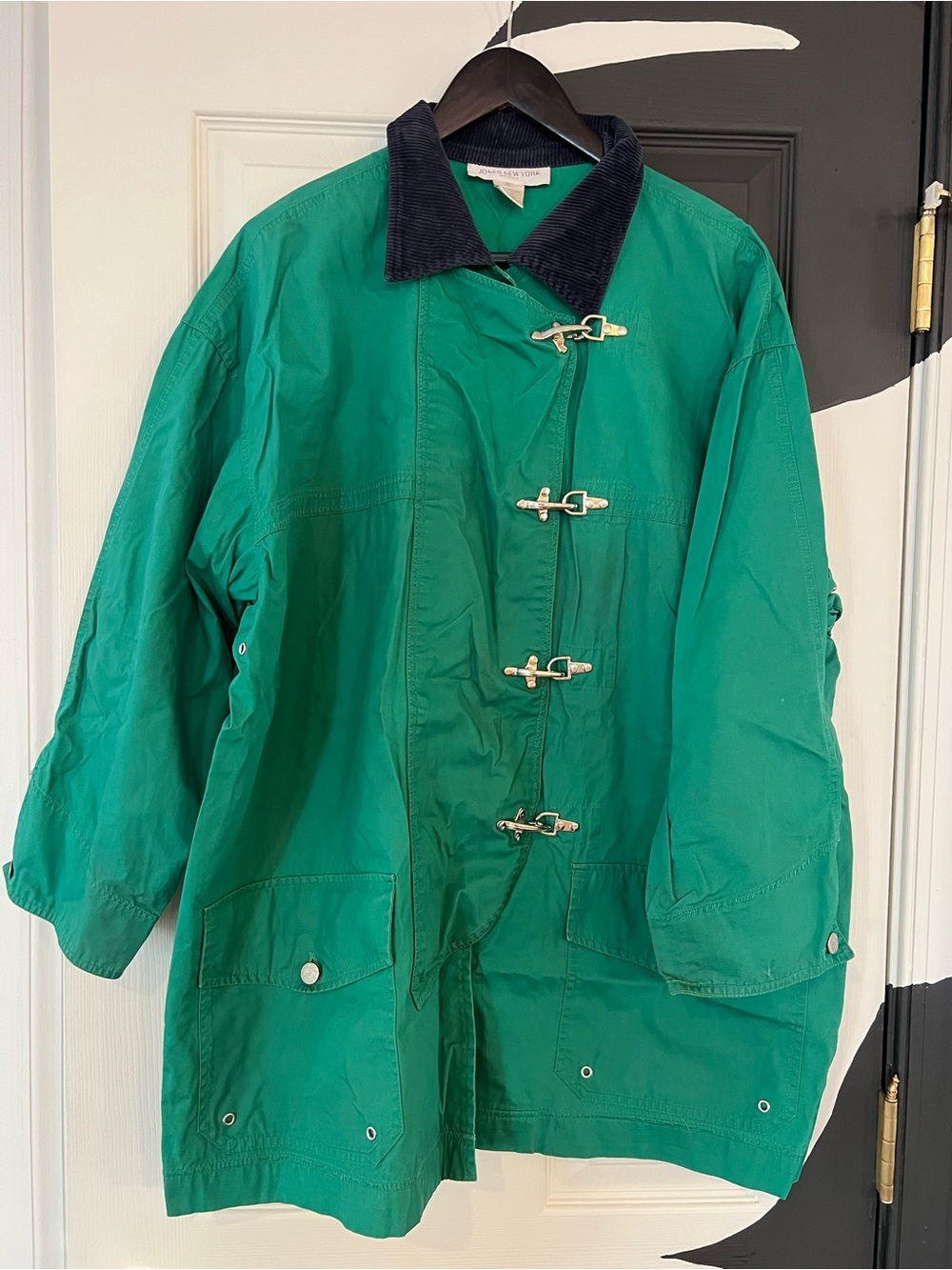 Vintage Green Toggle Coat with Corduroy Collar